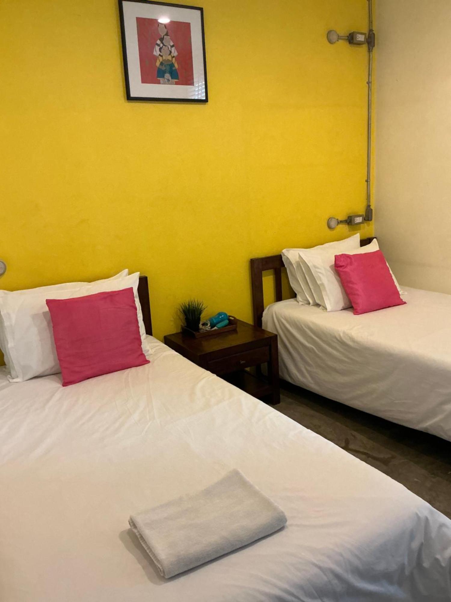 Udee Bangkok Hostel Eksteriør bilde