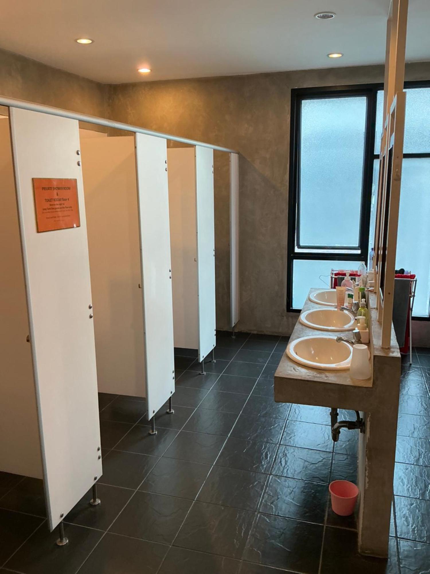 Udee Bangkok Hostel Eksteriør bilde